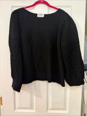 Old Navy Black Crewneck Sweater with Lace Knit Sleeves